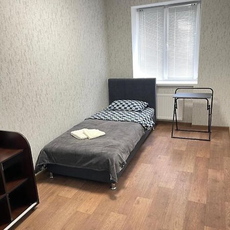 Апартаменты Проспект Победы 101 Cherníhiv Exterior foto