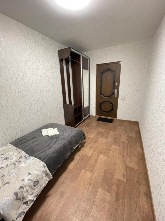 Апартаменты Проспект Победы 101 Cherníhiv Exterior foto