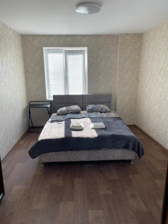 Апартаменты Проспект Победы 101 Cherníhiv Exterior foto